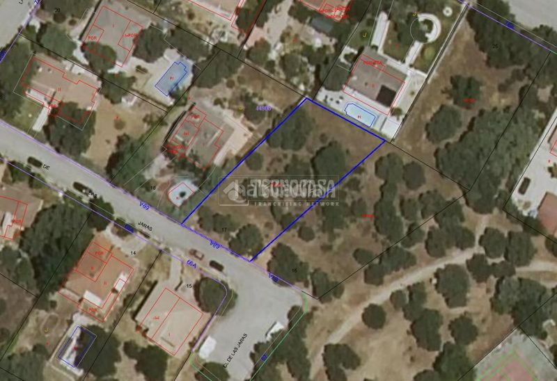 Foto 4362dd3d-5d56-48aa-a818-34985da3f9e2. Terreny residencial a Valdeaveruelo