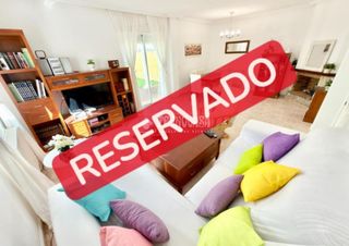 Doppelhaus in Cabanillas del Campo. Casa en venta en cabanillas del campo