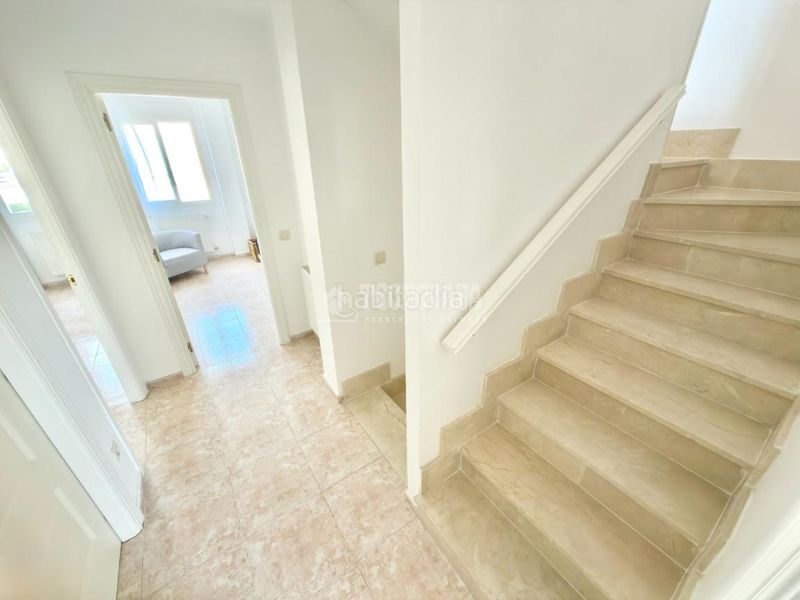 Foto e05dc6fa-8f27-4fd2-afcb-7a35c6da2f6b. Casa aparellada amb calefacció a Cabanillas del Campo