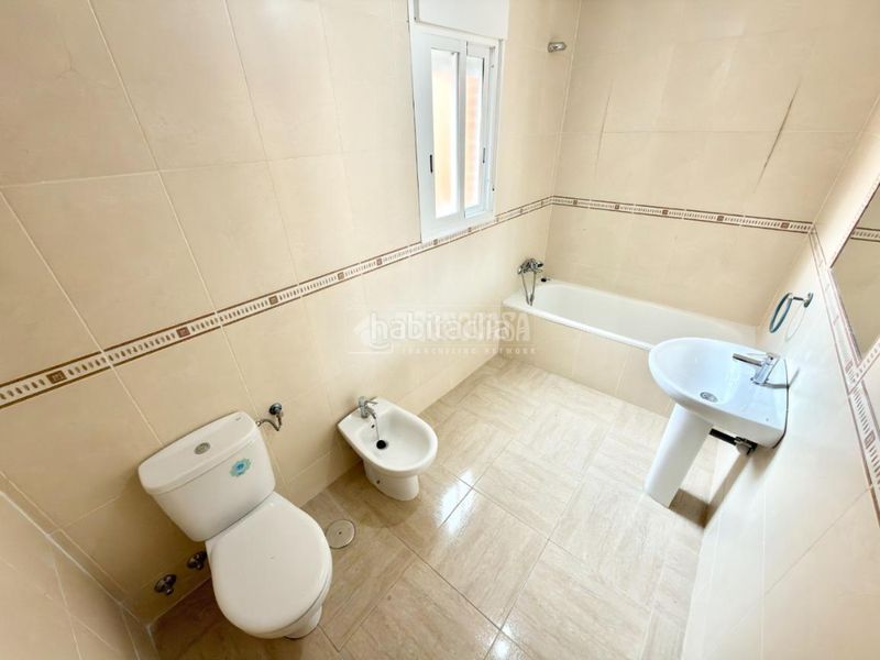 Foto 1d0e8979-5d35-49af-8cfd-9434d8a4e7a5. Casa aparellada amb calefacció a Valdeaveruelo