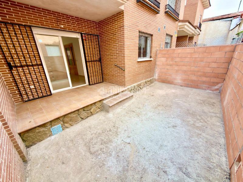 Foto 4535553d-5d8b-4047-a870-200e91d4db04. Casa aparellada amb calefacció a Valdeaveruelo