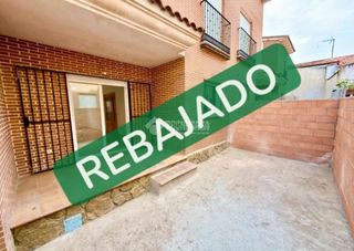 Maison jumelée à Valdeaveruelo. Casa en venta en valdeaveruelo