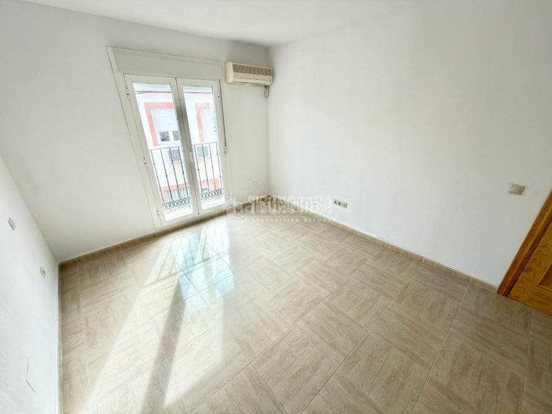 Foto 91e83082-8abe-4126-b0f2-6aa5454f8364. Casa aparellada amb calefacció a Valdeaveruelo