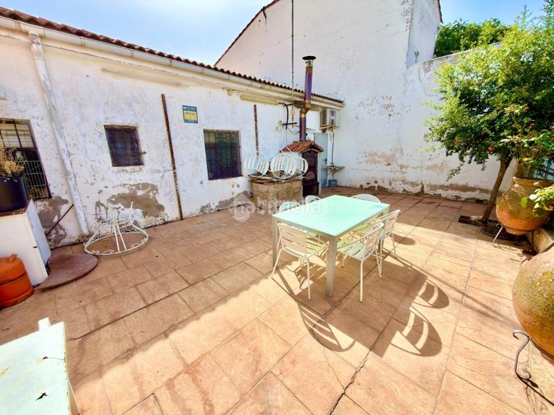 Foto 4851fe53-f2bf-433f-b594-fe0dd375bb68. Casa amb calefacció a Cabanillas del Campo