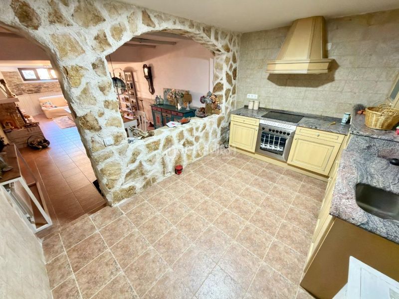 Foto 0ecb9595-0f9b-4d58-9ff2-87c80e9395d0. Casa amb calefacció aparcament a Valdeaveruelo
