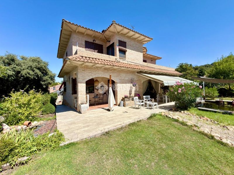 Foto 355f4d74-7c09-412f-b822-3d942c7f8106. Casa amb calefacció aparcament a Valdeaveruelo