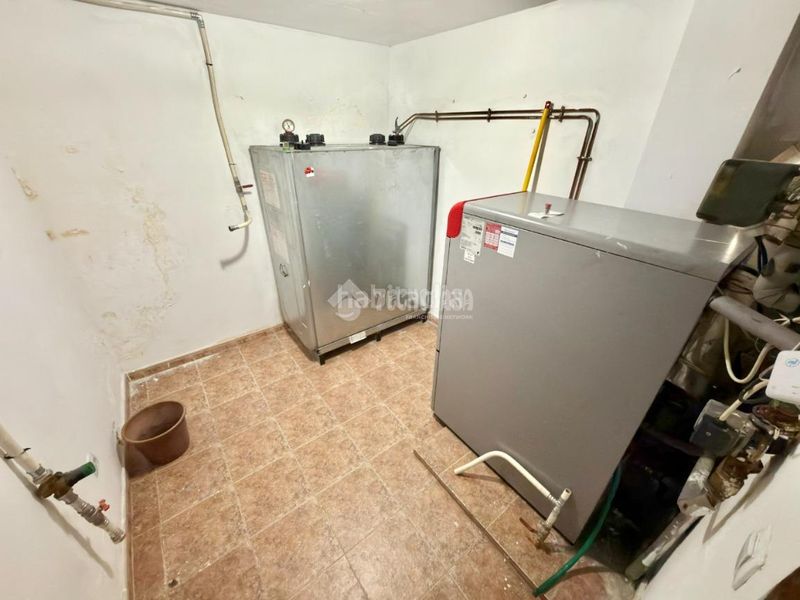 Foto e40977c0-e35d-4920-a1bd-bedc6d8f4192. Casa amb calefacció aparcament a Valdeaveruelo