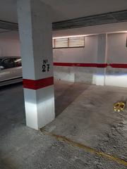 Aparcament cotxe a El Molino