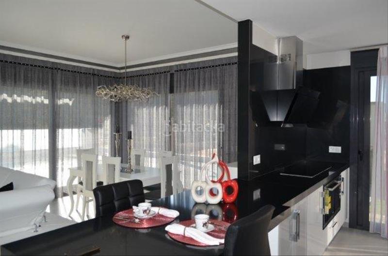 Foto 5b0cec02-b687-426a-9933-0d8676e709c5. House with pool in Campoamor Orihuela