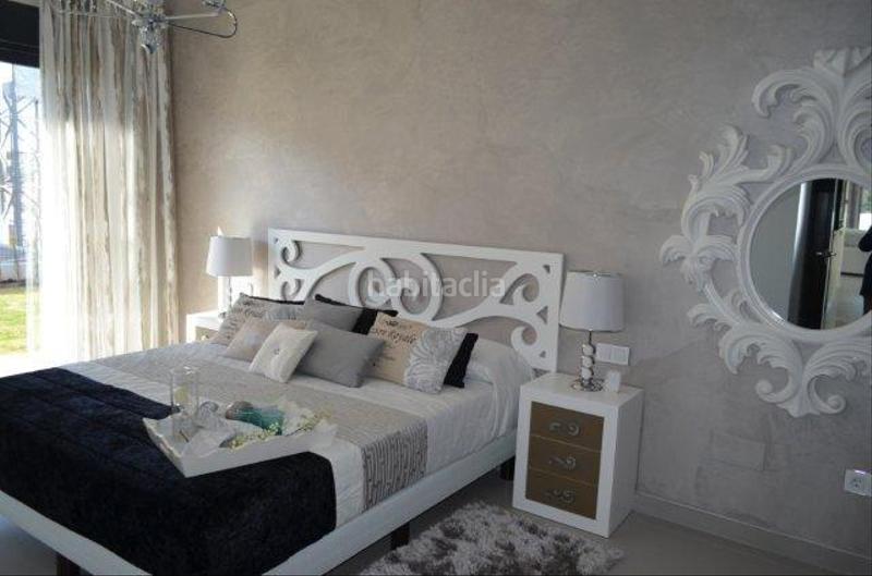 Foto aa2bb8b2-dd07-4971-a640-1fe7f5c38bb5. House with pool in Campoamor Orihuela