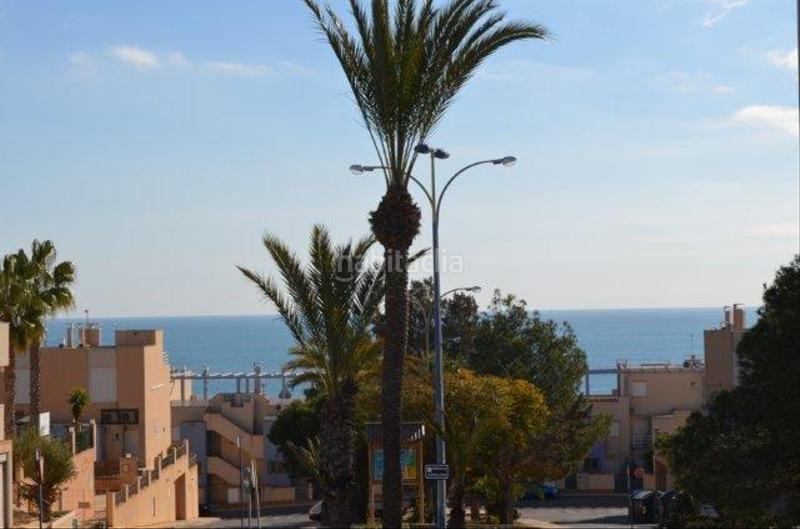 Foto c0ba99bc-e132-4317-bab3-42bb1316121c. House with pool in Campoamor Orihuela