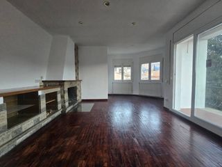 Location Appartement à Monistrol de Calders. Pis al centre del poble