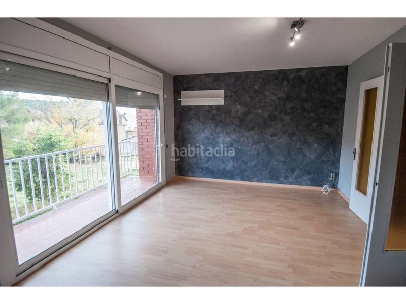 Foto fc284c76-9a57-48ba-8481-3e0a50f4e25a. Casa amb calefacció aparcament a Sallent