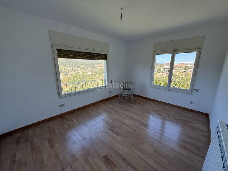 Foto 0cead7e1-3cce-46e0-a413-c0b8384c4be6. Miete chalet mit heizung in Sant Salvador de Guardiola