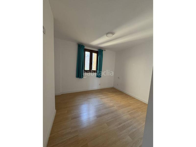 Foto a6438083-97ca-4e45-9ec8-406a33c4f820. Piso venta de piso Barri Antic en Barri Antic Manresa