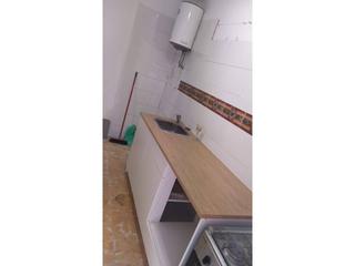 Location Appartement  Escasany. Pis ben conservat