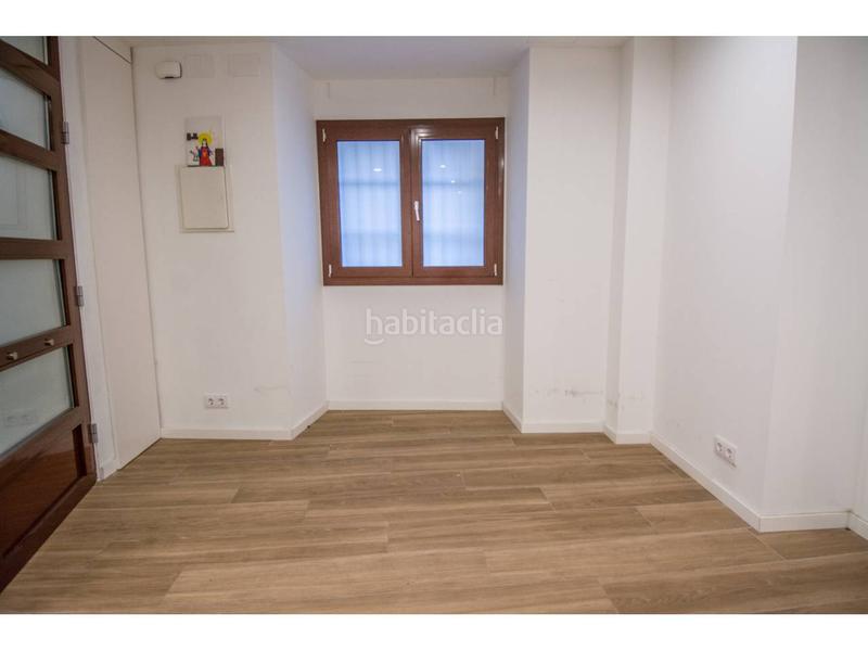 Foto 5dcc6794-2956-4917-bdb1-3e3c02e6661e. Business premise in Barri Antic Manresa