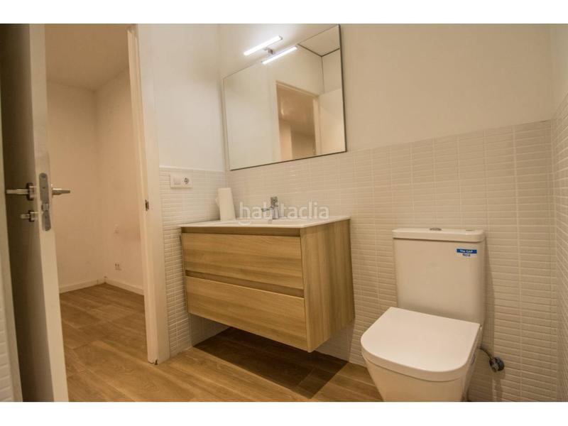 Foto 71d6eea0-1784-4c87-8670-b16ded013f61. Business premise in Barri Antic Manresa