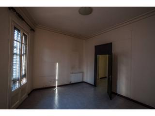 Affitto Appartamento in Centre - Passeig i Rodalies. Pis al crist rei de 4 habitacions