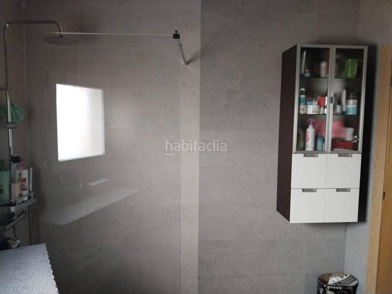 Foto a009ed43-747e-4853-8eb4-2e95aced88ec. Reihenhaus mit heizung parking in Font dels Capellans - Sagrada Familia Manresa