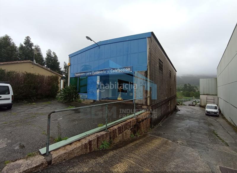 Foto 1d88ad95-ef5d-4657-b9ed-ab5e10bb3570. Rent industrial building in Meaño