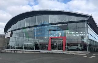Lloguer Nau industrial a Campus Norte - San Caetano. Espectacular nave comercial en santiago
