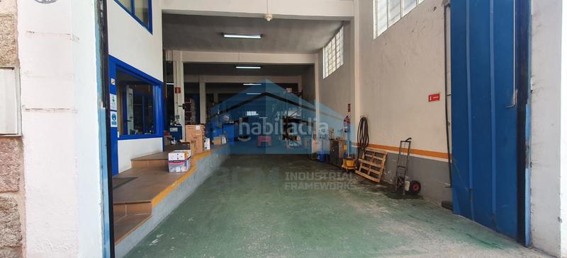 Foto 3387876a-fde2-48c0-a393-cc96a5ffb4d4. Lloguer nau industrial a Lavadores Vigo