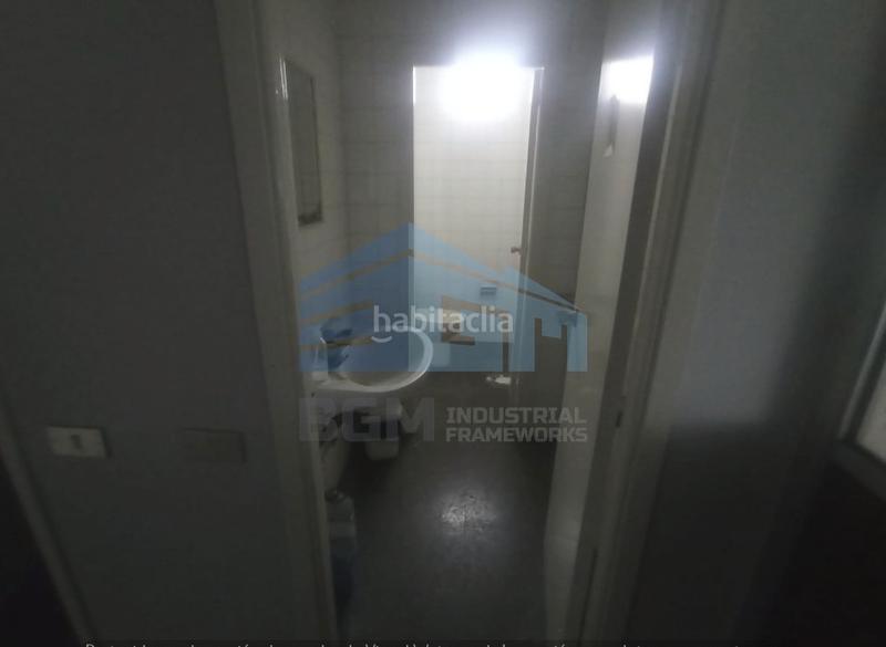 Foto 3a2b9589-2e5e-44be-bd1b-079b0c1bbde0. Miete fabrikhalle in Navia Vigo