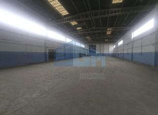 Rent Industrial building in Navia. Alquiler nave en vigo