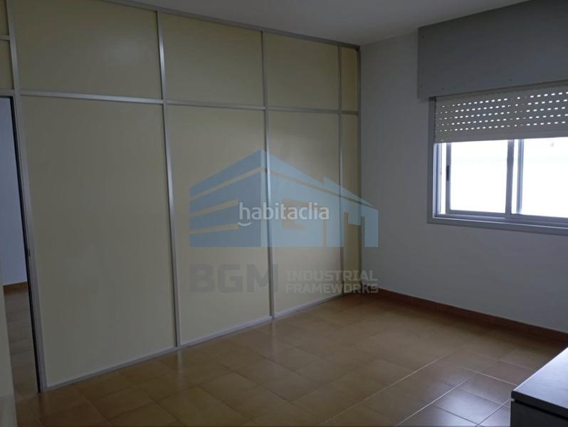 Foto 264c4368-0adc-4800-8f01-5803d1be2331. Location bureau dans Vioño Coruña (A)