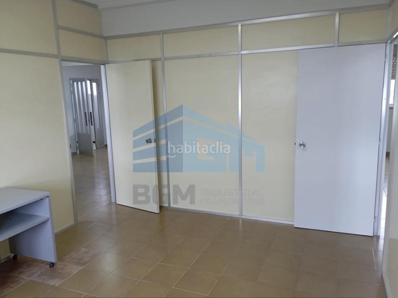 Foto 756f8cd6-eb85-4b85-b46f-6380cee3dde5. Location bureau dans Vioño Coruña (A)
