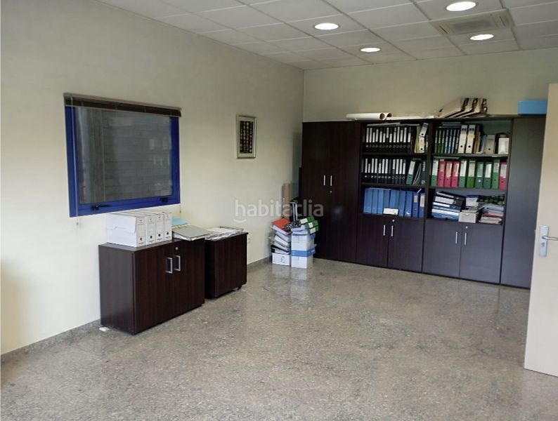 Foto 5d3cd670-9627-4884-819f-1e7aa3016ba2. Nau industrial amb calefacció a Cerceda