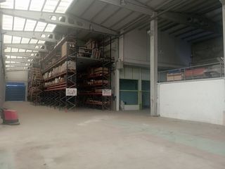 Bâtiment à usage industriel à Almeiras