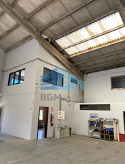 Nau industrial a Porriño (O). Nave con 2 muelles en porriño y 12.000m2 de parcela