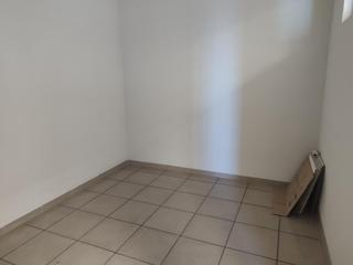 Local Comercial  Calle pablo neruda. Se vende local en el centro de puertollano, que aunque esta prep