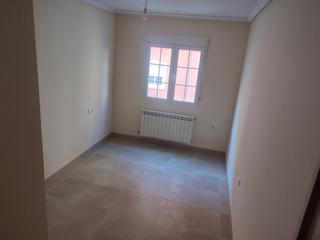 Pis  Calveros. Obra nueva  piso