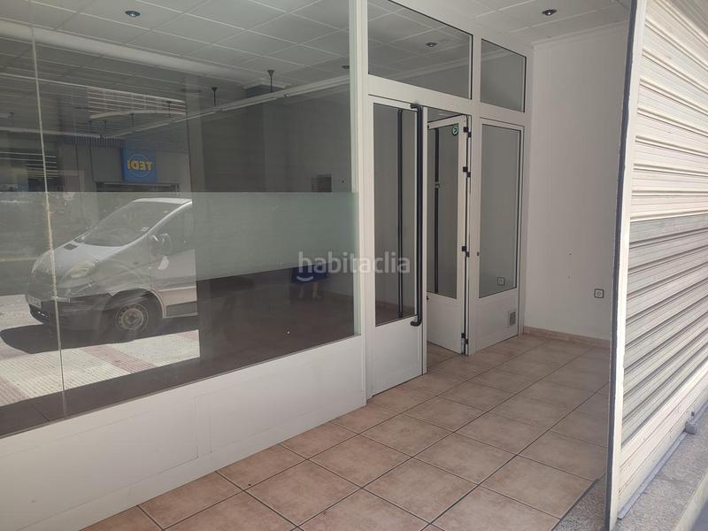 Foto 9fe27b46-d9b9-4b5e-91bd-1130af554340. Lloguer local comercial a Centro Puertollano