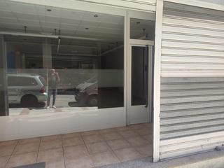 Business premise in Calle Pablo Neruda