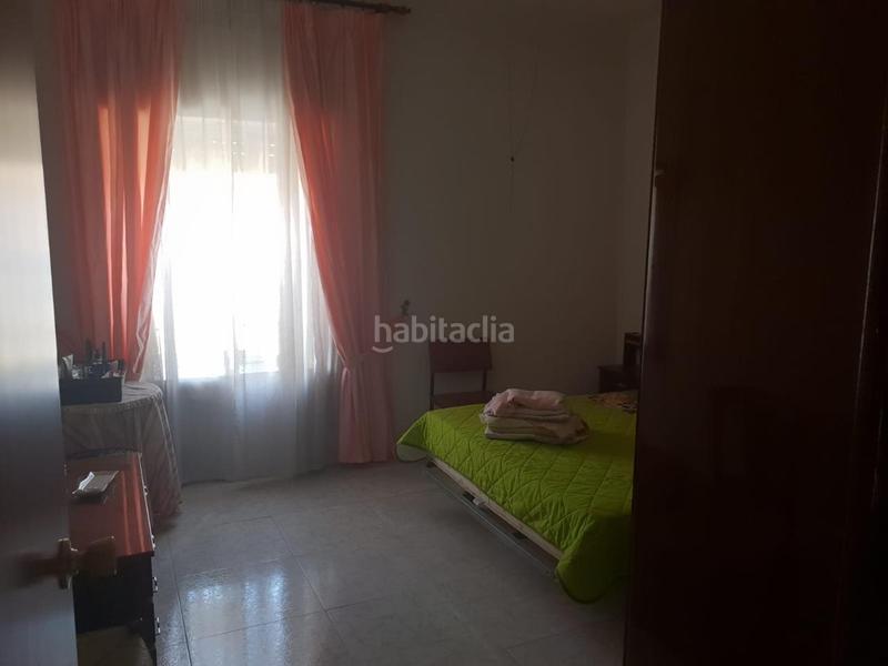 Foto b7fb197c-ea00-45e1-8e8c-5aea1503e9c6. Maison dans Centro Puertollano