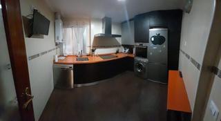 Appartement  Garcilaso de la vega. Piso con cochera en salesianos