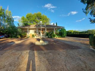 Casa  N-420. Chalet en argamasilla de calatrava