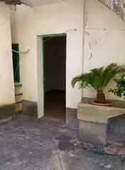 Masia a Fuencaliente. Gran casa típica de pueblo en el corazón de fuencaliente  más de