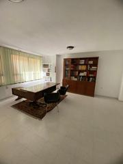 Local Comercial  Paseo san gregorio. Magnifico local en el centro