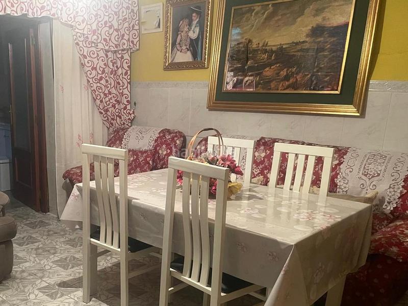 Foto 8c110e5e-fb3f-4fbc-b120-707285bebfd3. Casa espaciosa casa de planta única en Carretera de Córdoba - Libertad Puertollano