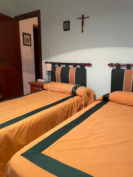 Foto 405b4c43-ed2d-4f75-a6d3-41f8a487f287. Casa amb piscina a Brazatortas