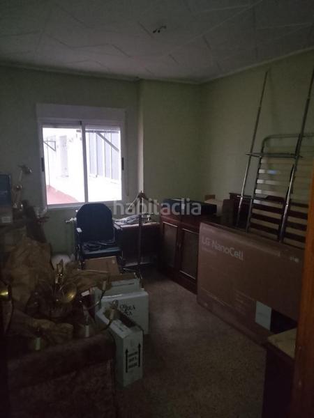 Foto fcc219a9-5cd3-471d-8f4d-2987318444d4. Piso amplio piso en paseo san gregorio en Centro Puertollano