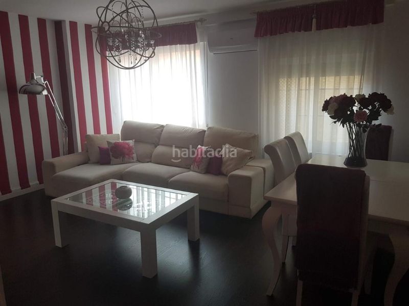 Foto f10fb084-4b48-42f8-8ed8-ef73cedceff8. Pis a Centro Puertollano