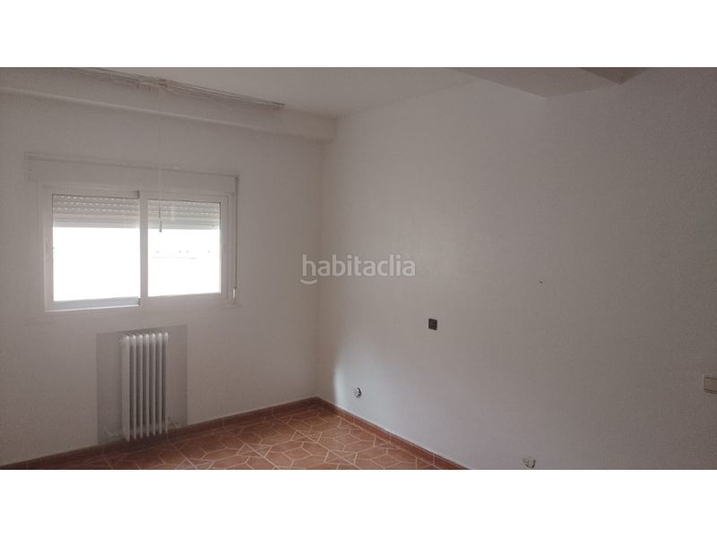 Foto d7aa6b1a-eb0c-4309-a9c1-c4ad5c7162d5. Pis a Centro Puertollano