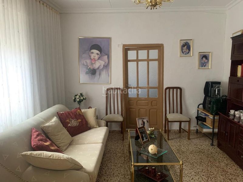 Foto a60eda12-a7de-4050-84b1-9ead19c403fd. Casa amb aparcament a Las Mercedes - El Carmen Puertollano