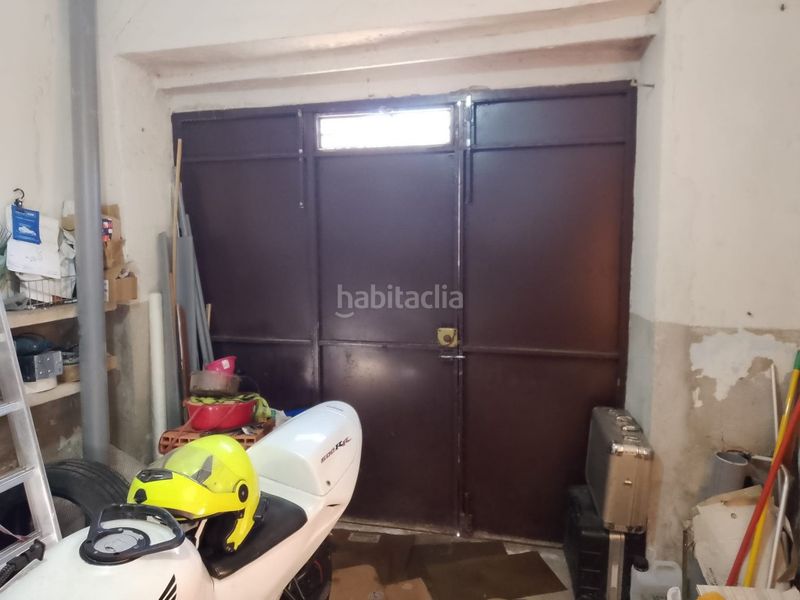 Foto 1403d1e7-6926-4a1c-a0ea-8ea9257b4cbb. Casa amb aparcament a PAU 2-600 Puertollano